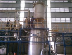 1_Plastic-Changing-to-Oil-Machine_Vietnam-5000L(2)